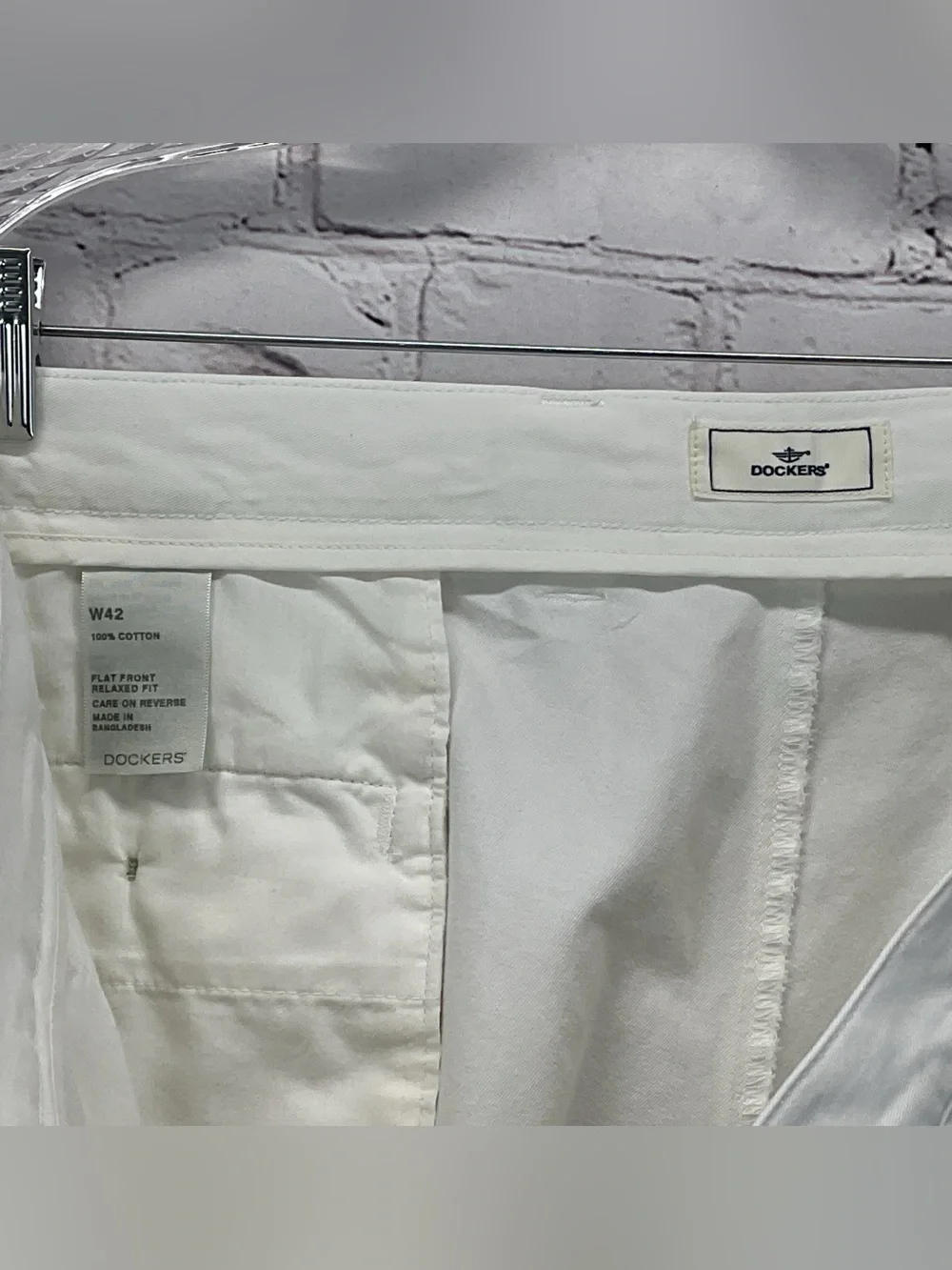 Dockers Shorts Men's Size 42 White Athleisure Casual Vacation Travel 100% Cotton